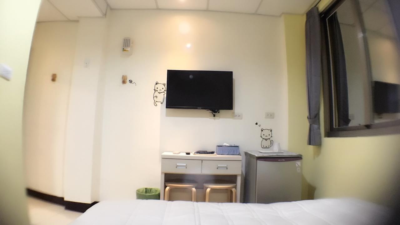Hfun Hotel Kaohsiung Dış mekan fotoğraf