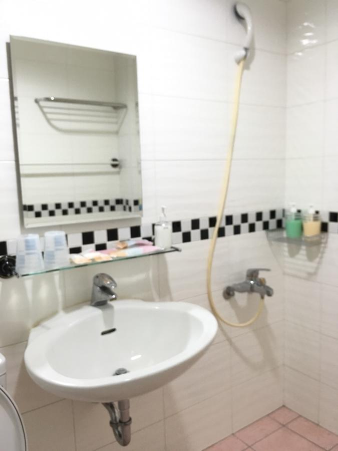 Hfun Hotel Kaohsiung Dış mekan fotoğraf
