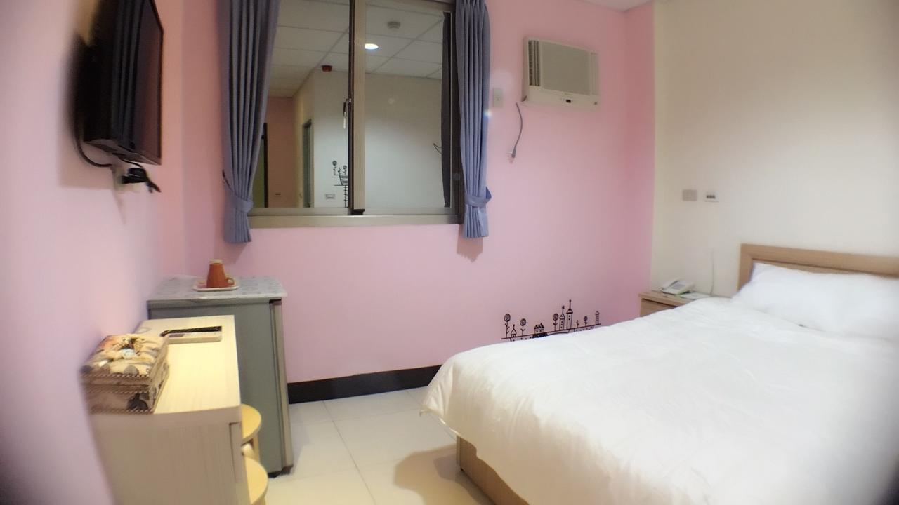 Hfun Hotel Kaohsiung Dış mekan fotoğraf